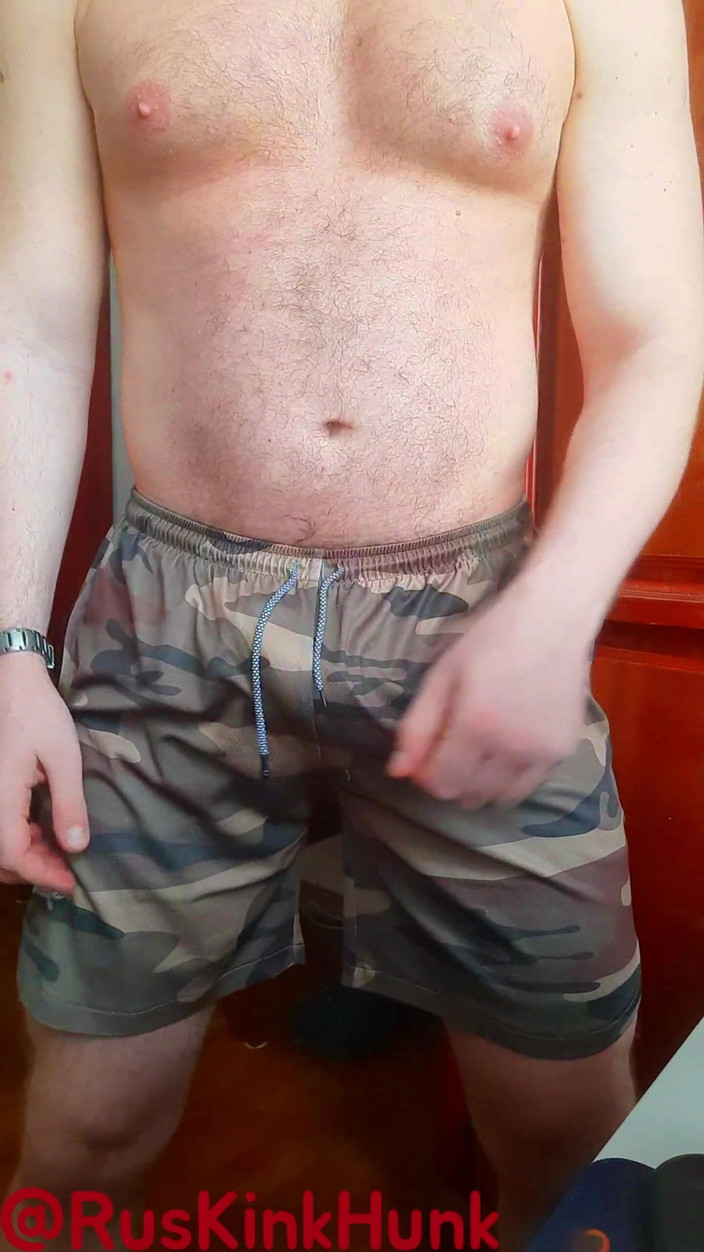 Baltic Hunk: Proč nebyla tvoje ústa na mém péru?