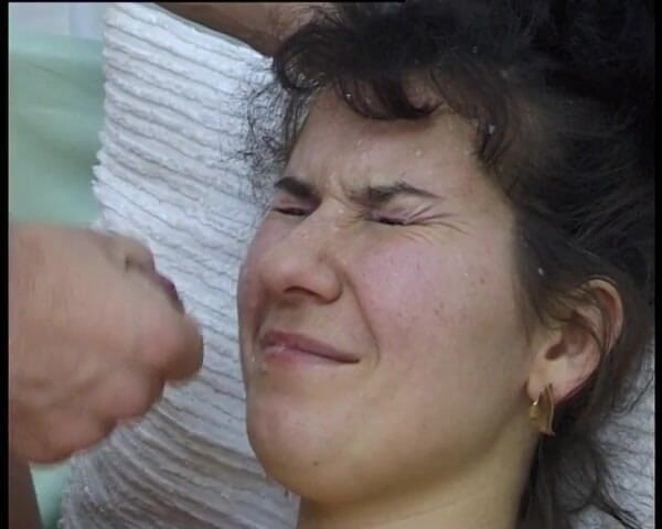 YOUR FIRST PORN: I Fuck Saleswoman Claudia