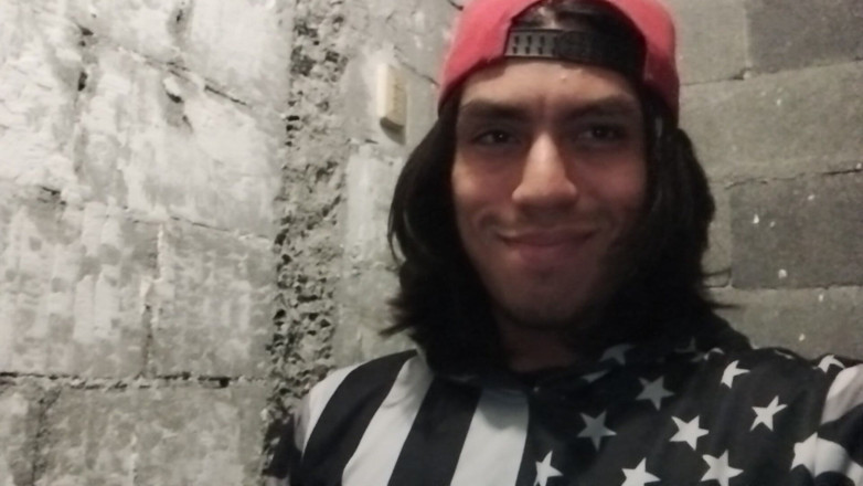 AlexAlejandro13: I Go to the Bathroom to Masturbate