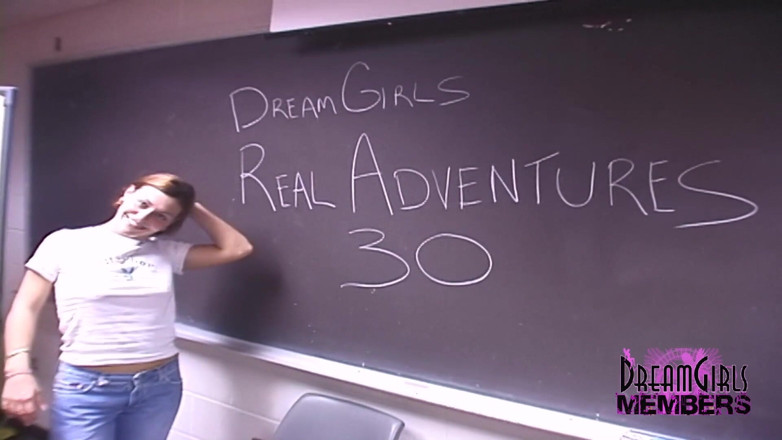 Dream Girls: Muschi in einem college-klassenzimmer spreizen