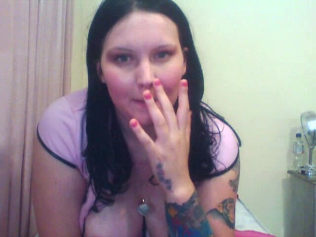 MissFFW: 내 엉덩이를 벌리기 전까지 장난감