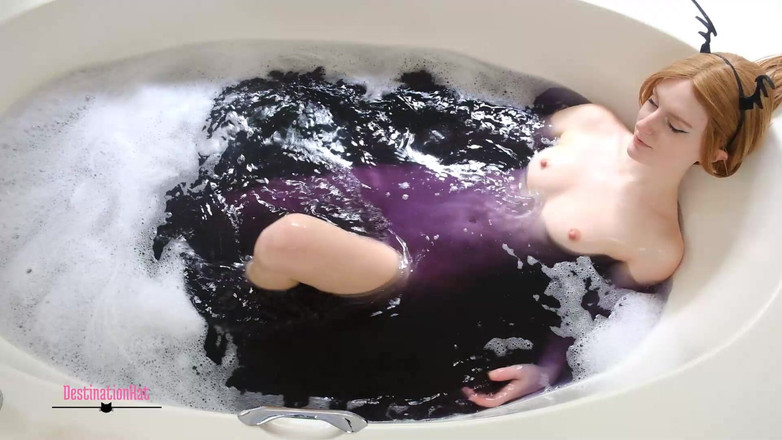 Destination Kat: 魔法のオナニー風呂