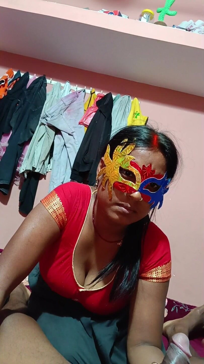 Sita Kumari: Chupando el jugo del pene del cuñado y tomándolo en...