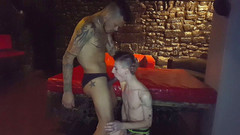 CASTING PORN AMATOR: Jerome James ošukal barebaclk od Paugína kvůli zábavnému porno castingu