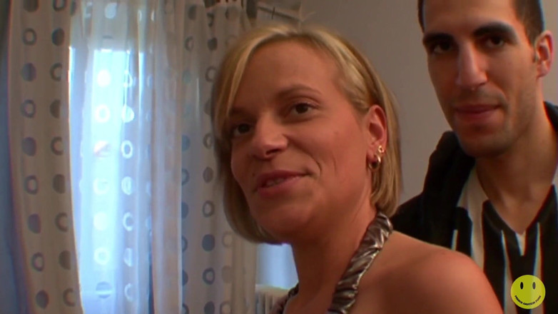 French Amateur Porn: Alicia. Top-milf in verlangen.