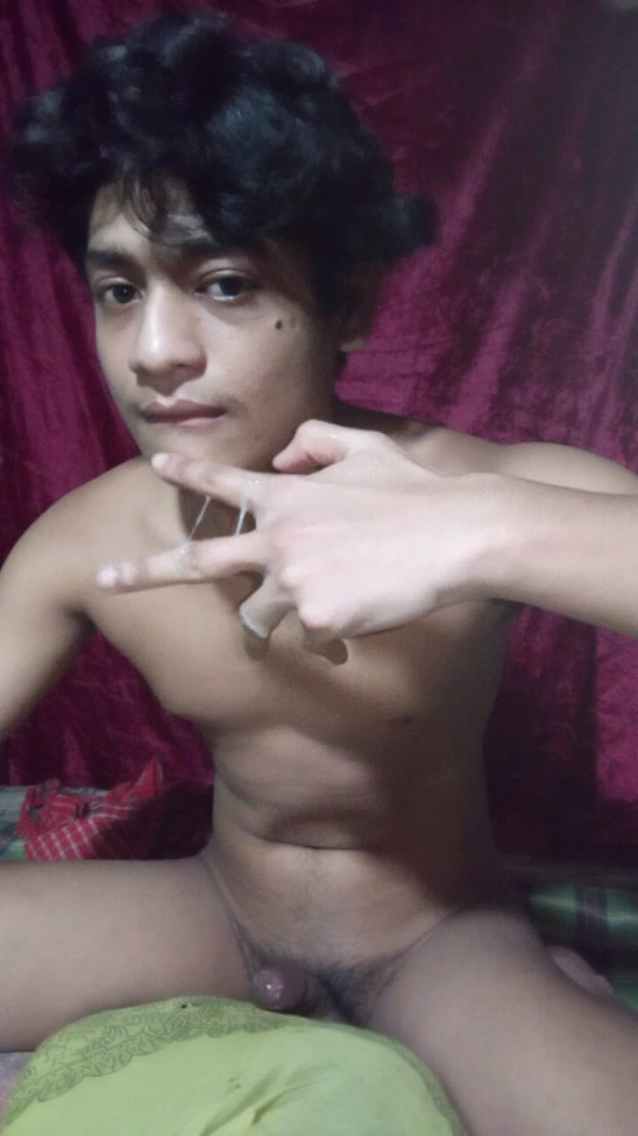 Hot Lover Boy: Jonge Twink masturbatie