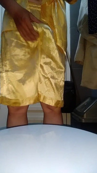 แต่งตัวข้ามเพศน้ําแตกใส่ชุดนอนซาติน