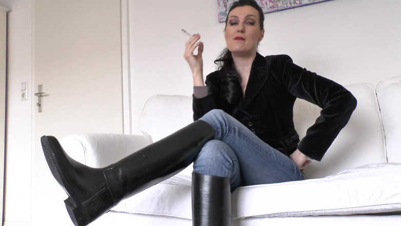 Lady Victoria Valente: Be My Ashtray and Spittoon, Mistress in Rubber Riding Boots,...