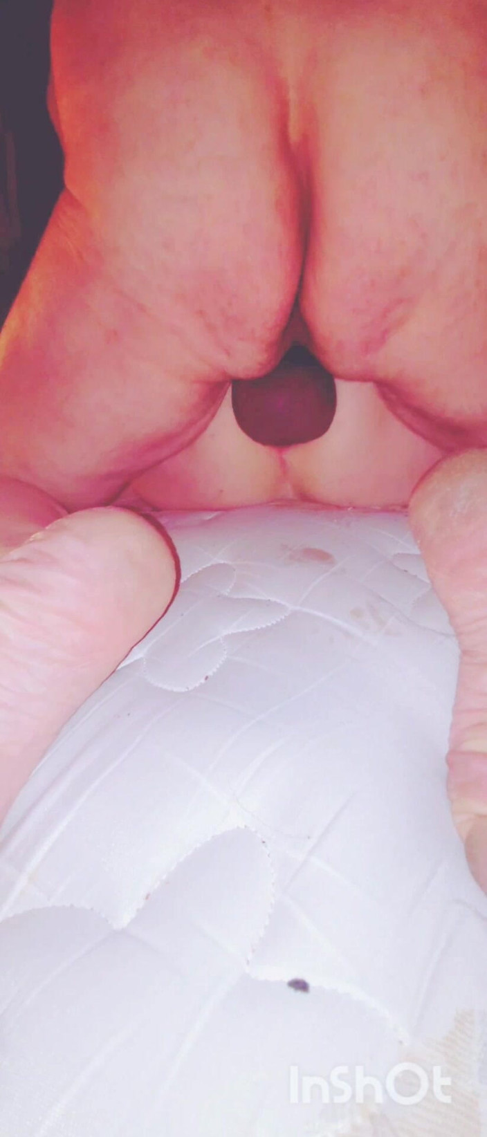 Queen Of Thorns: शौकिया सौतेला बाप और लड़का पहली बार