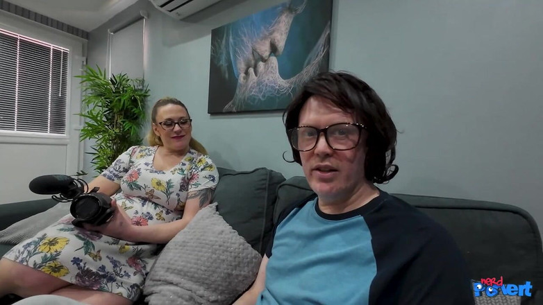 Nerd Pervert: Pixie Broskev - Hladová po Spunk