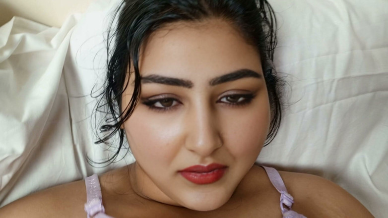 Nadiyabd: Nadiya cu față plină din Bangla vorbind - țâțe mari strâng fundul...