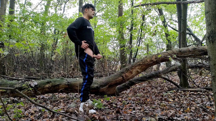 Idmir Sugary: Intenzivní masturbace - 2 výstřiky, druhý výstřik větší než první - deštivý den...