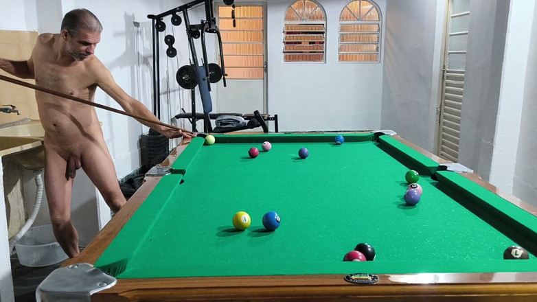 carmonaoficial: The Carmonas Playing Naked Billiards with That Hot Pinch