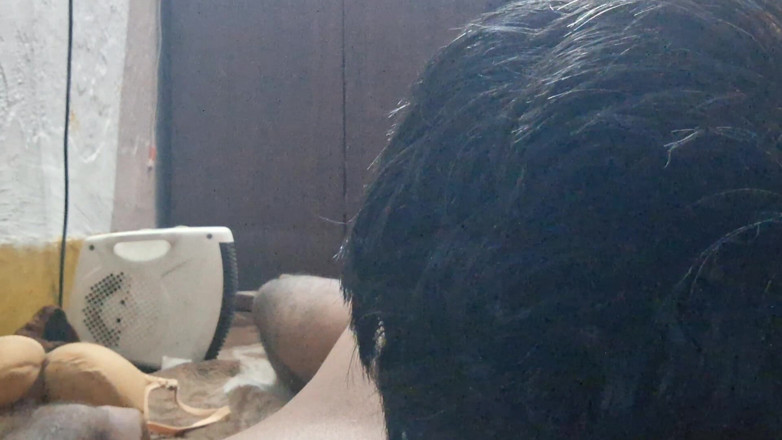 Busty Banuu: Seks Pasangan Desi
