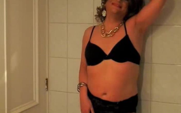 HectorChile1969: Crossdresser Fernanda Gomez in Front of Mirror
