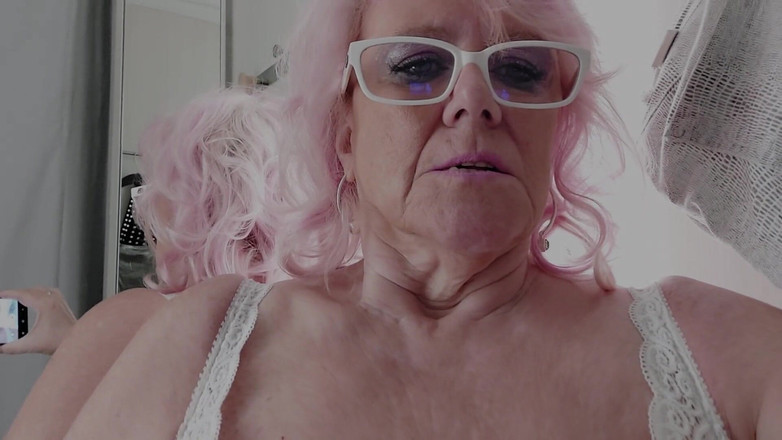 PureVicky66: Tysk mormors leksaksdags!