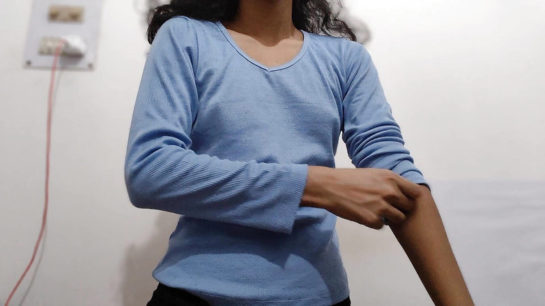 desigirl93: La penetrazione provoca squirta a casa cagna