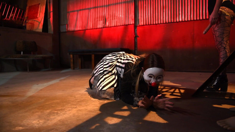 Anatomik Media: Le criminel de sperme dans des chaussures