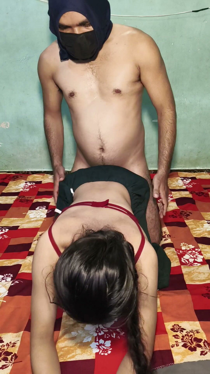 yongboy1: Frumoasă indiancă desi fată desi soție prima noapte MMS Video...