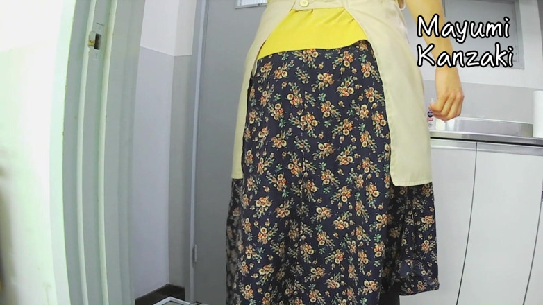 Mayumi Kanzaki: Mature Women's Pee Videos: 2-hour Summary