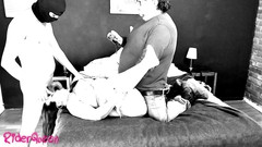 Riderqueen: BBW pár plní fantazii sdílení jejich postele s chlapem s...