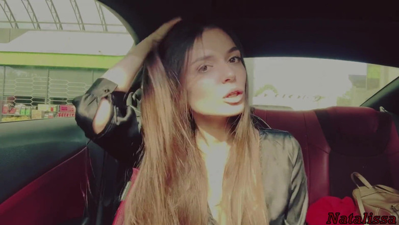 Natalissa: Sloppy blowjob and deepthroat in car