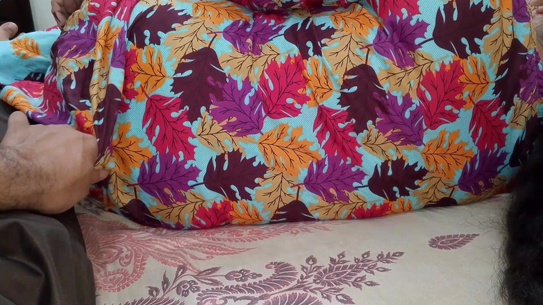 QueenbeautyQB: Madrasta entra no quarto do enteado devido ao barulho da...