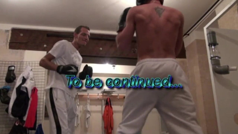 Gaybareback: Fucked in the box ring