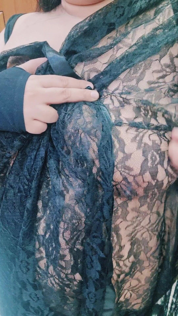Imrankiswati: Bhabhi je sama doma - kdo dává moti bhabhi choleru
