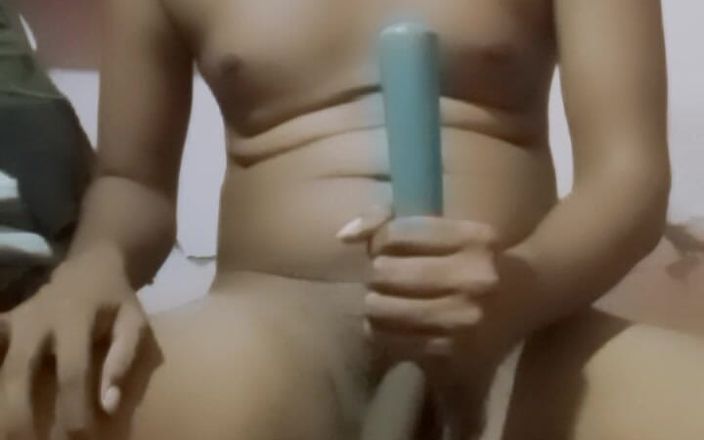Rocky king: Delhili oğlanlar götümü seviyor