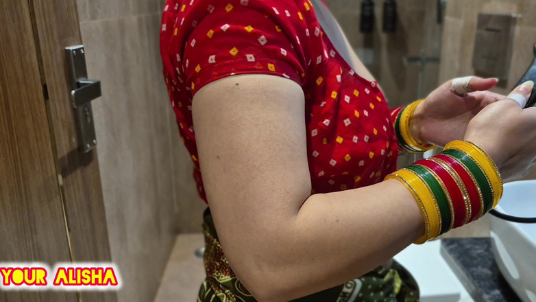 Your Alisha: Found Bhabhi Naked in the Washroom and Fucks Her
