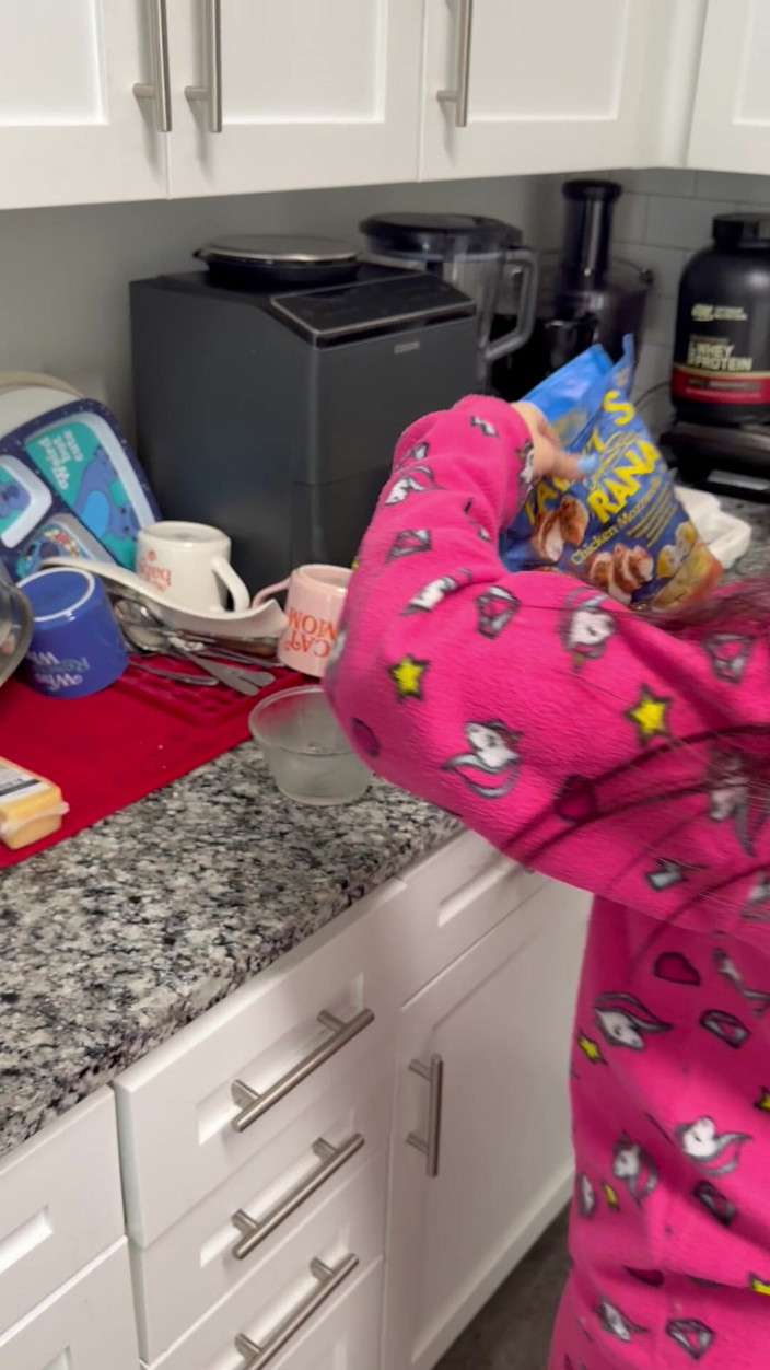 TefyLove20: Velký zadek pro tvůj ponížený malý penis