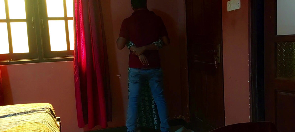 JANAKI: Moja randka z chłopakiem i ja poszedłem do hotelu i...