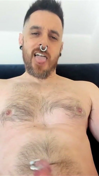Convirtiendo mi cuerpo en un dulce regalo para ti
