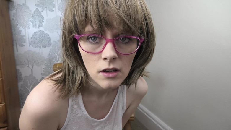 Sydney Harwin: Una stupida sorellastra