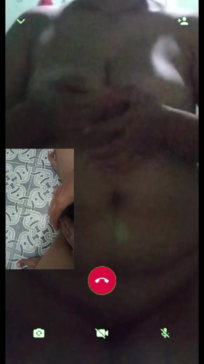 Claraidn: ああ、もし彼女がもっと近くにいたら、間違いなく彼女の口の中で射精していたでしょう