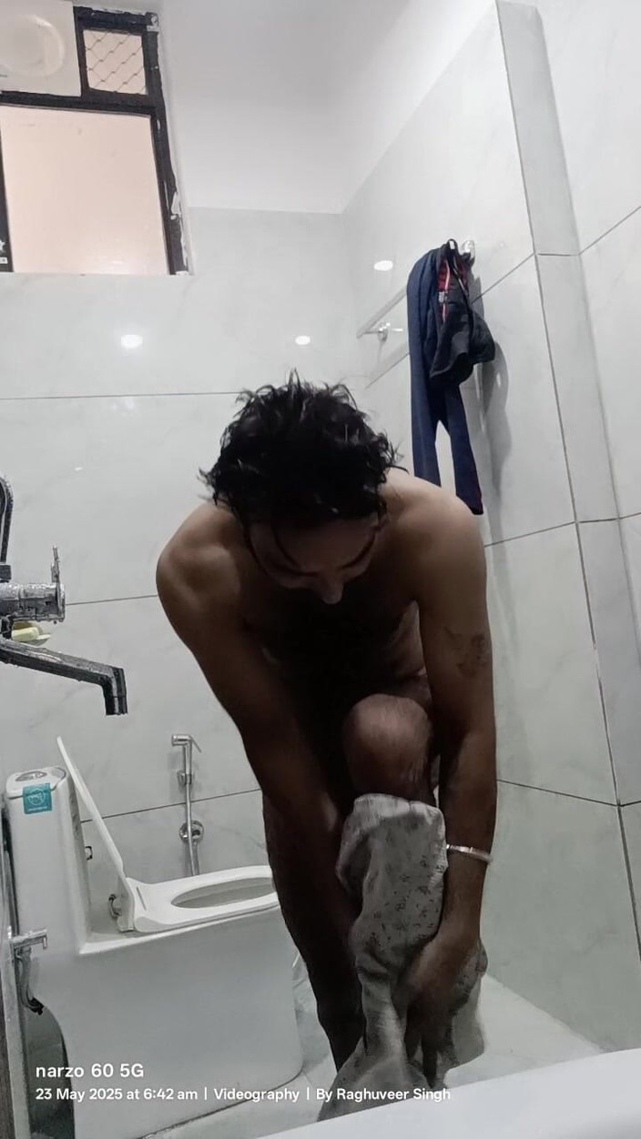 Rajasthani-old-lover: Patrigno papà patrigno uomo caldo indiano adora la doccia