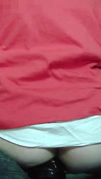 Sarışın kadın kılıklı seul iri güzel dildo ile antrenman yapıyor sportif