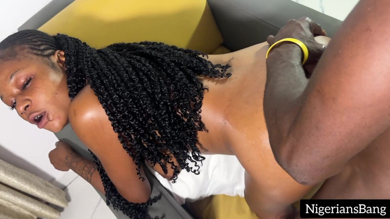 NigeriansBang XXX: Трахаю возбужденную шлюшку на стуле