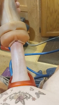 Solo Session with Pussy Pump
