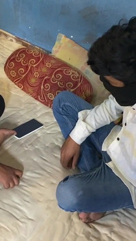 屋外セックス義理の兄弟と義理の妹の外のドアのロマンスとセックスMalluカップルテラスでのセックスとのホットロマンス