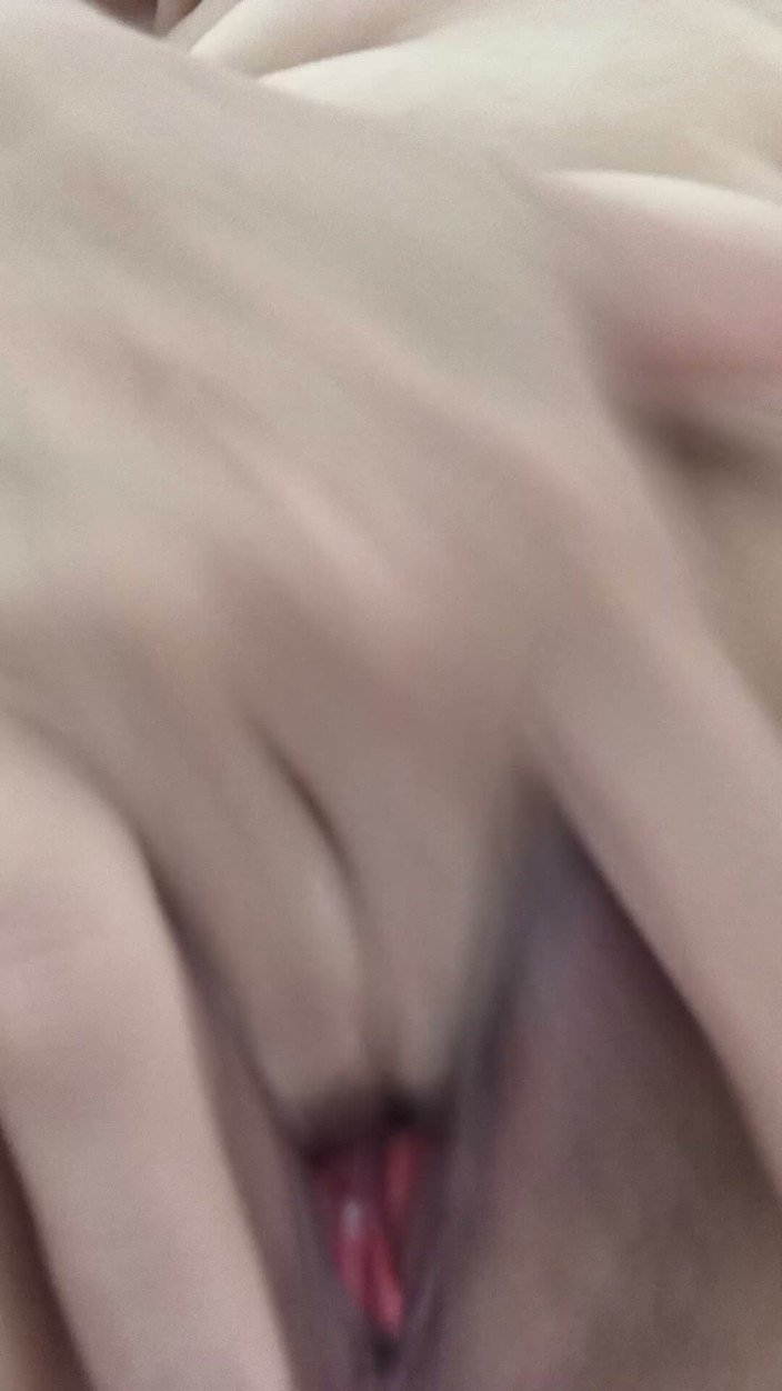 chenchen35: Moaning Handjob Is Real Fucking Hands