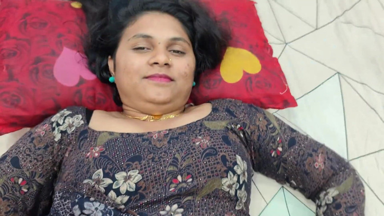 Vaigavarun45: Bahagian Jilat pepek - 2
