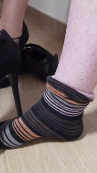 Ả điếm hậu môn, chà đạp chà đạp và cuckold với máy bay bà già nóng bỏng Mary Rider