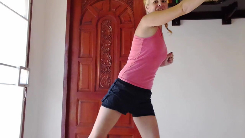 MissAnja_FH: Senaman dan tarian yang sangat berpeluh