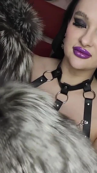 Princess18_: Mistress in New Fur Coat and Strapon