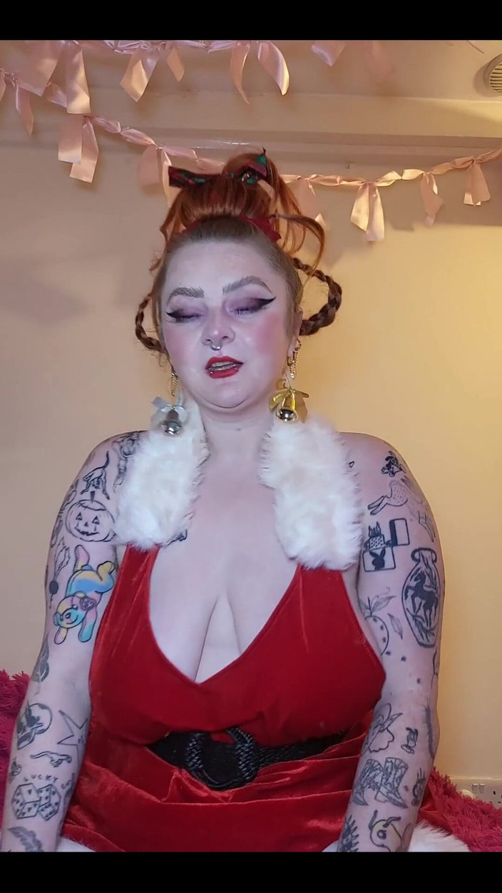 Bunny Royle: 3614280411.mp4