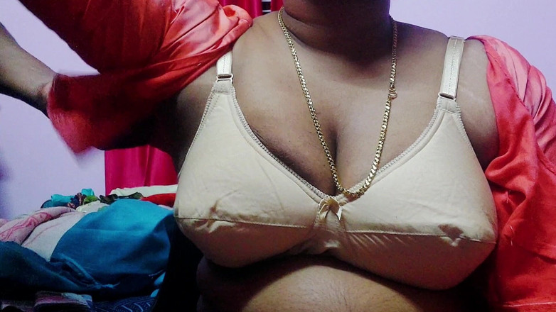 Desi Mohini: Mi sexy india sola en mi casa