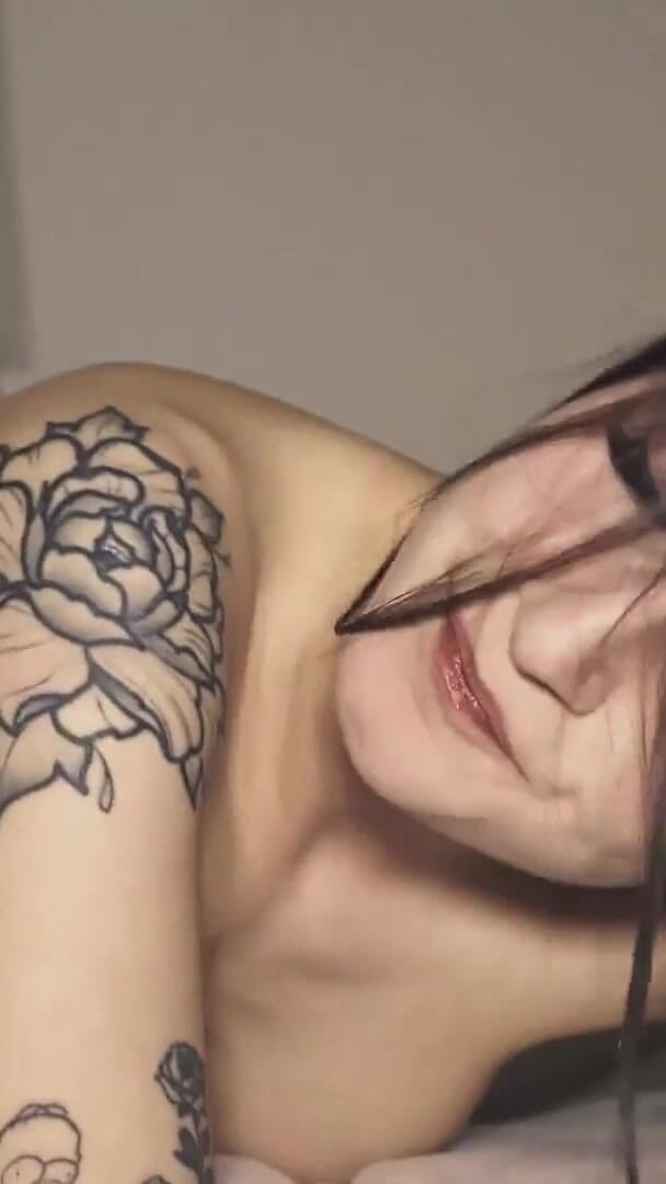 Fucking My Girlfriend's Friend (Primiciax)