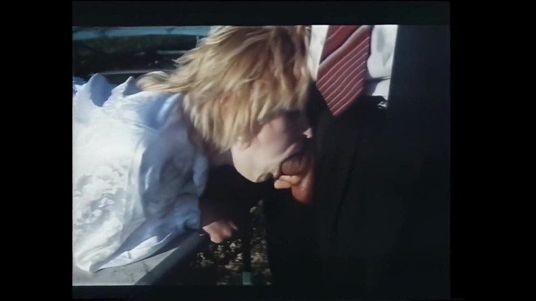 Vintage Megastore Full hd: Moana Pozzi Blond suka bierze to ostro i głęboko